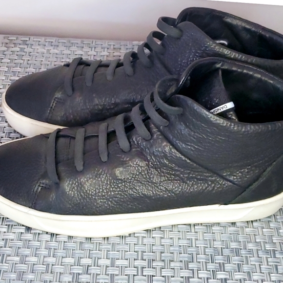 ECCO Men's Size 8 Danish Design Black Leather High-Tops - Picture 2 of 9